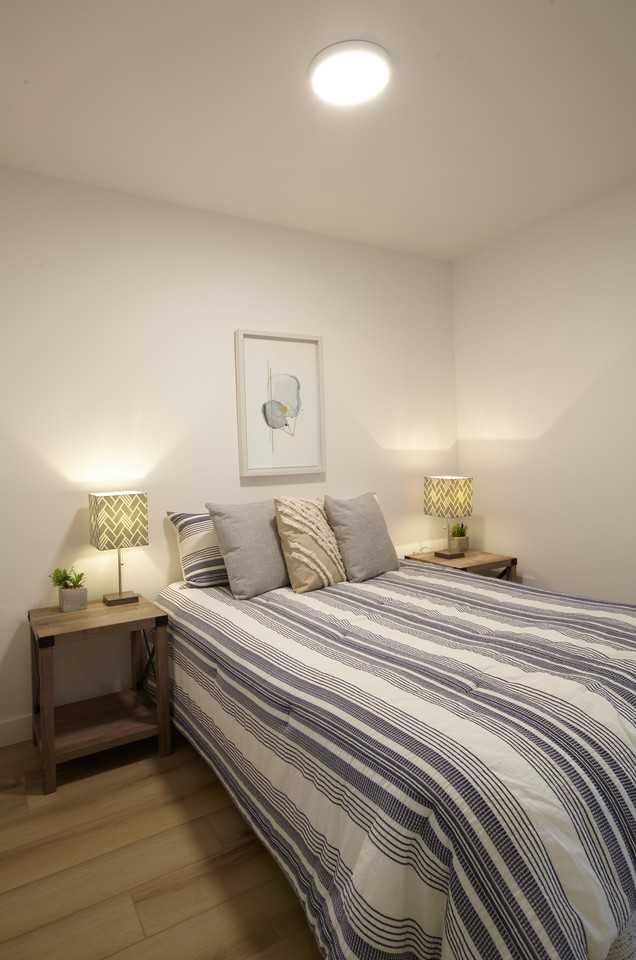 2382 Kingston Road #305 - Photo 3 of 11