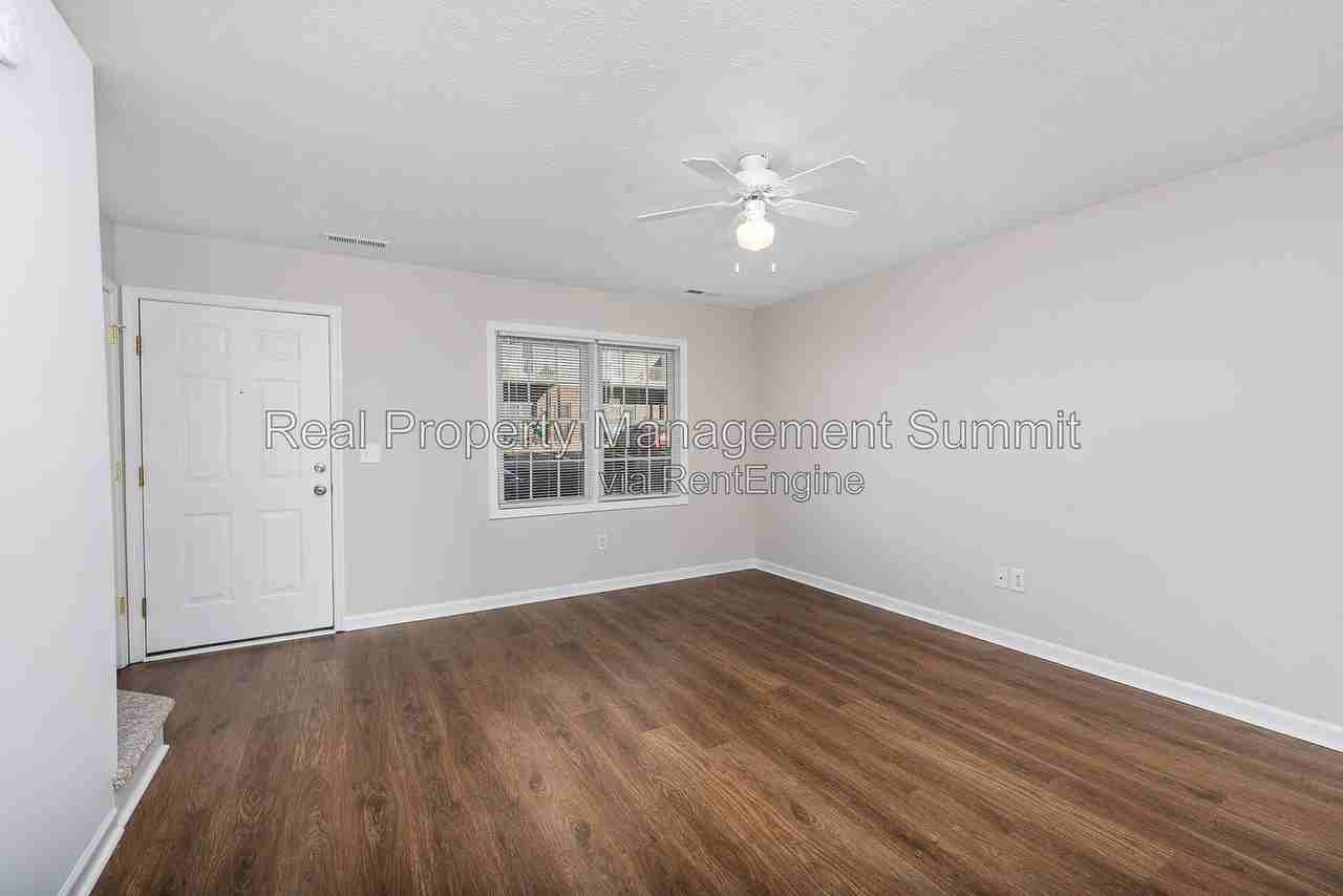 1009 Seth Dr #404 - Photo 2 of 19