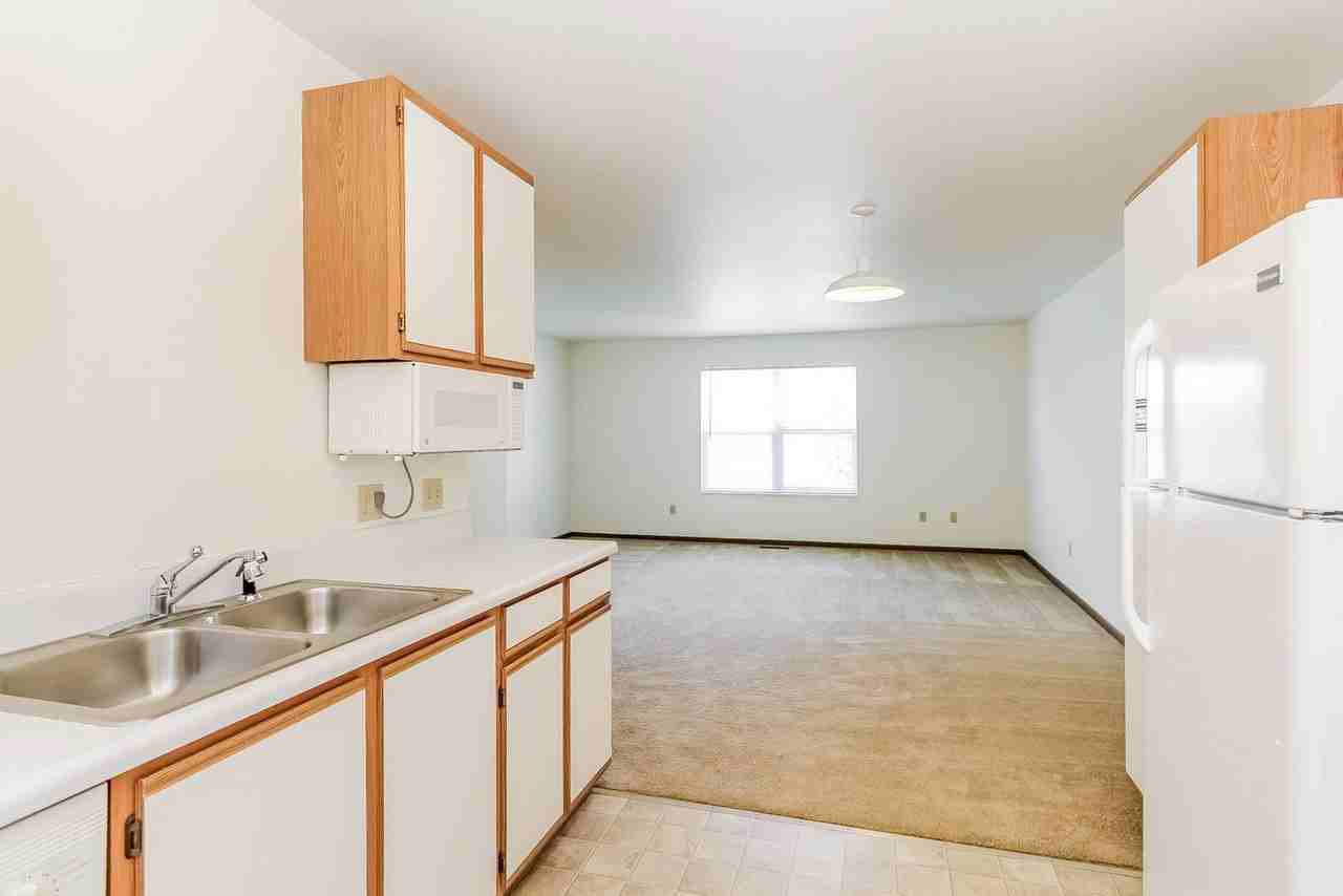 4477 Lake Michigan Dr #H3 - Photo 7 of 19