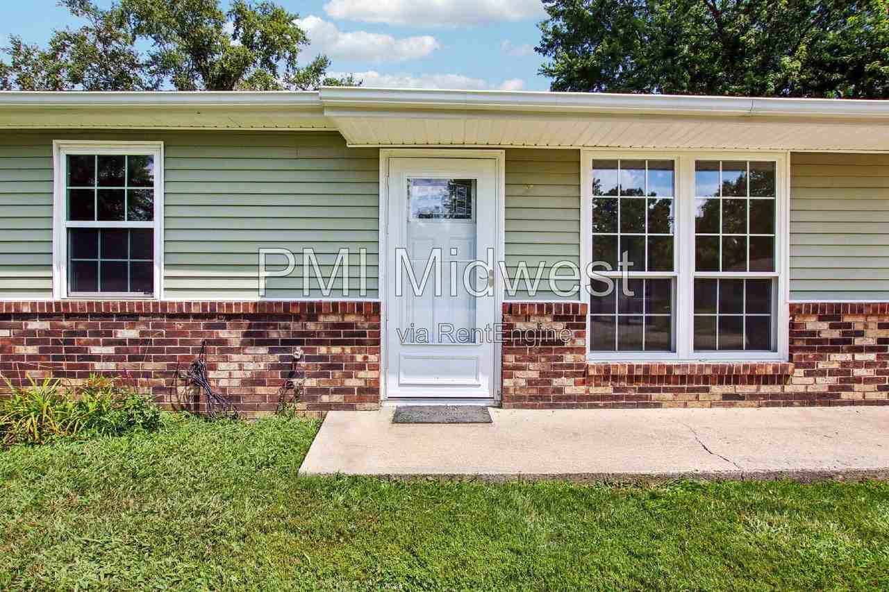 5435 Durango Ct - Photo 3 of 27