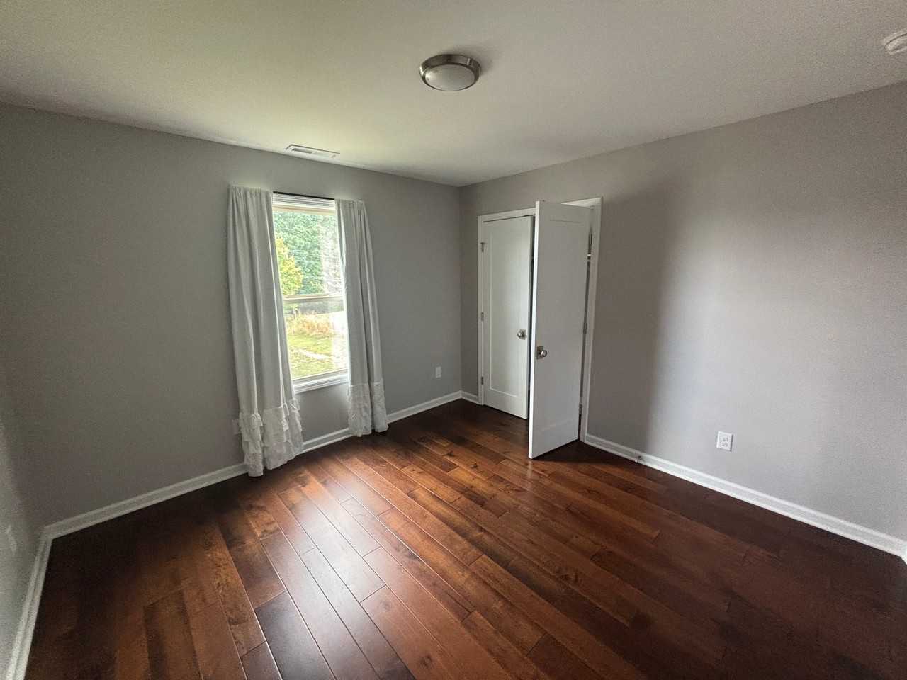 206 Cherokee Dr - Photo 7 of 8