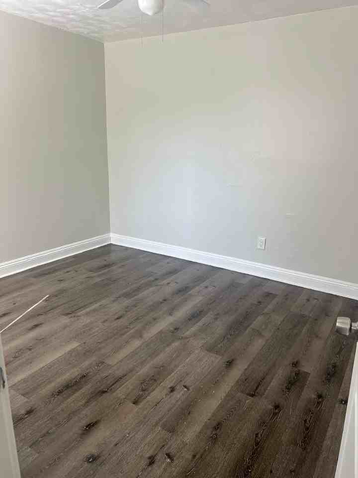 3119 W 63rd St #2A - Photo 3 of 8
