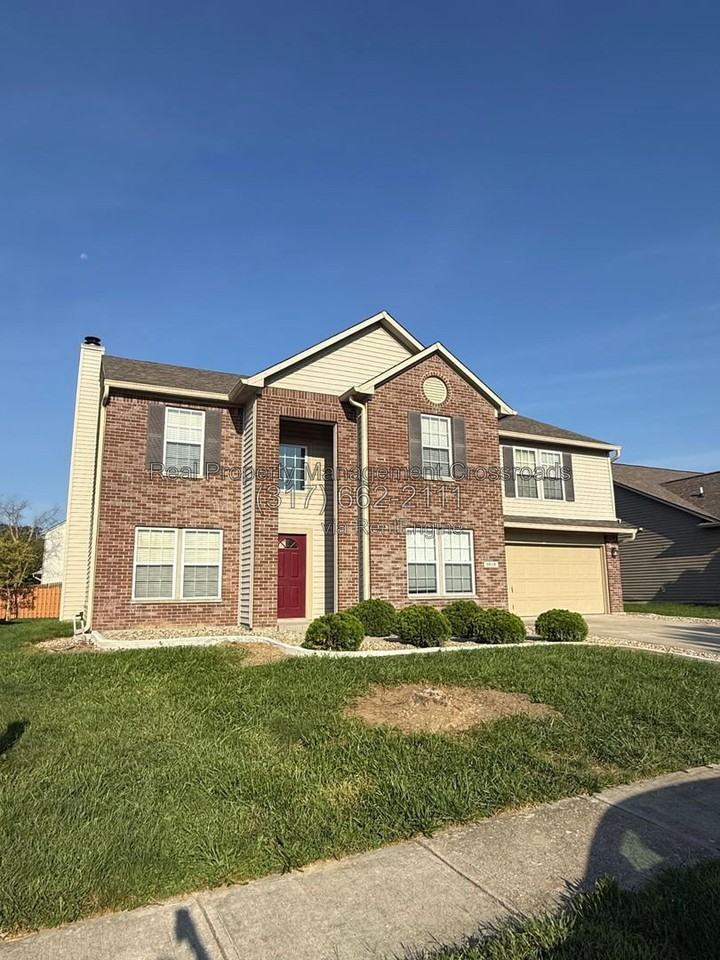 5512 James Blair Dr - Photo 2 of 42