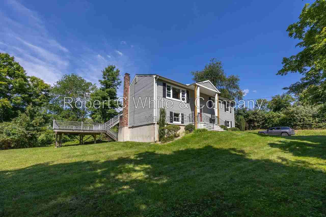 17 Laborde Rd - Photo 3 of 27
