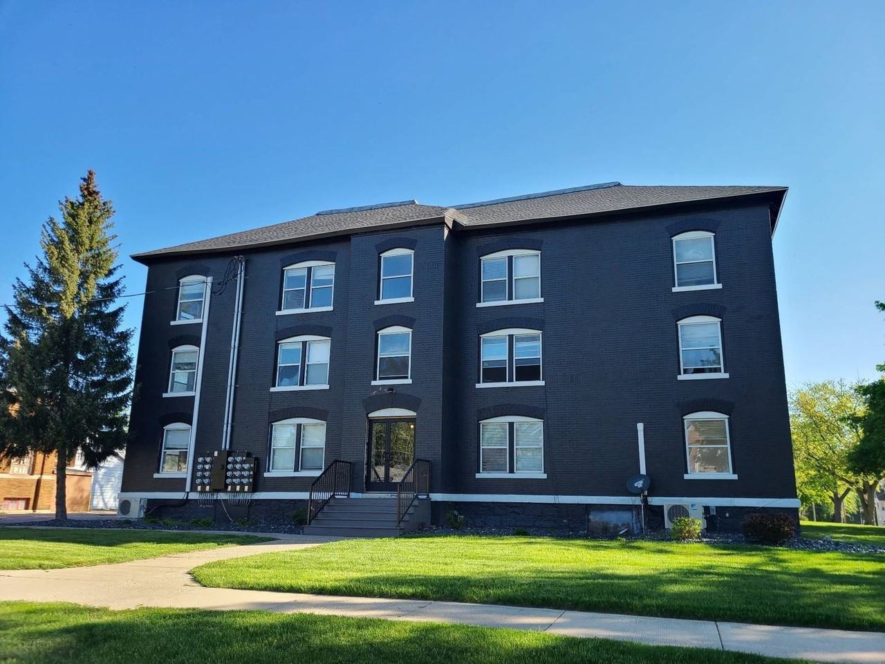 917 Pearl St #11