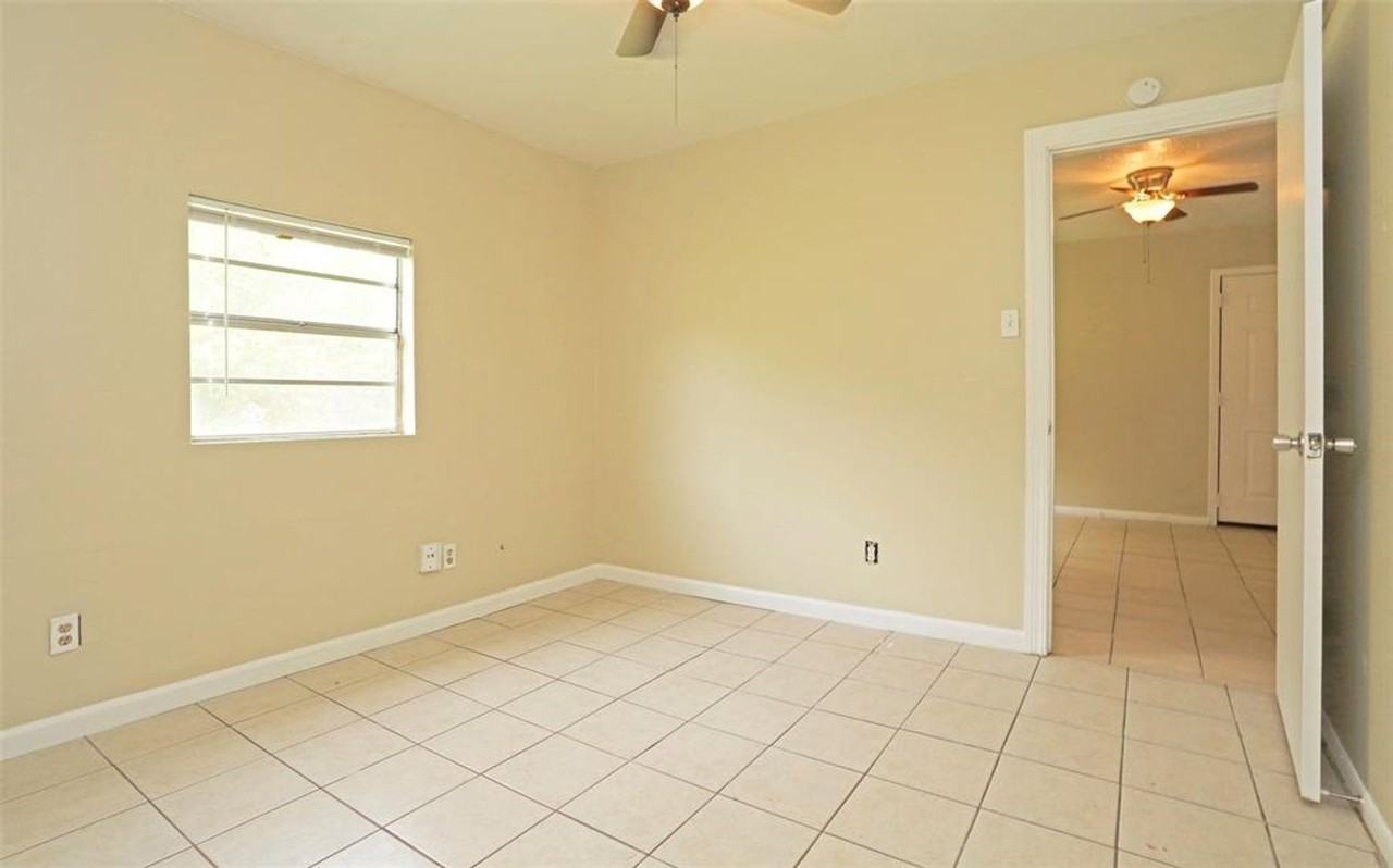 2460 W Shane St #2 - Photo 7 of 10