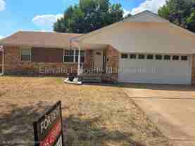 4820 Del Crest Dr - Photo 1 of 1