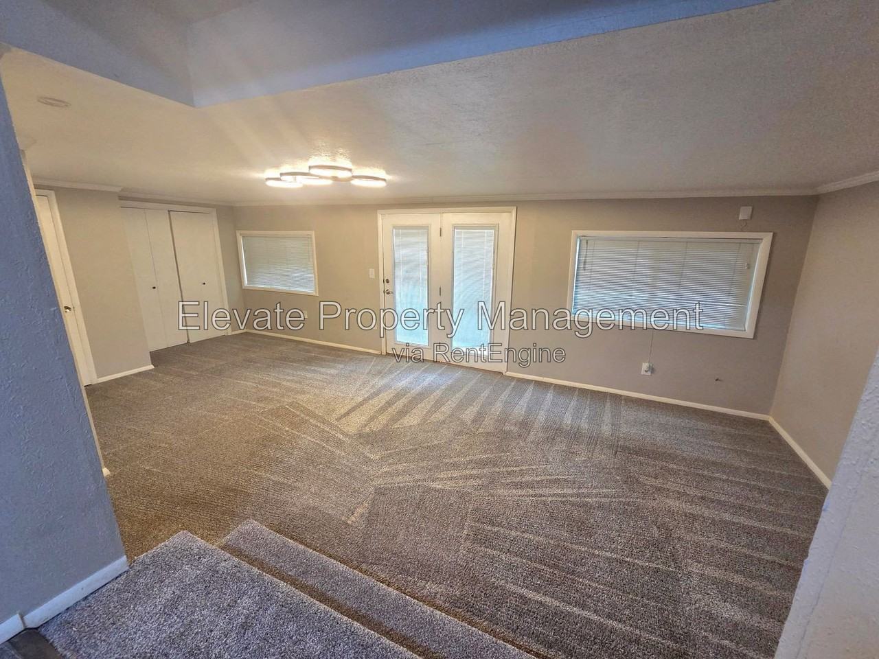 4820 Del Crest Dr - Photo 2 of 12