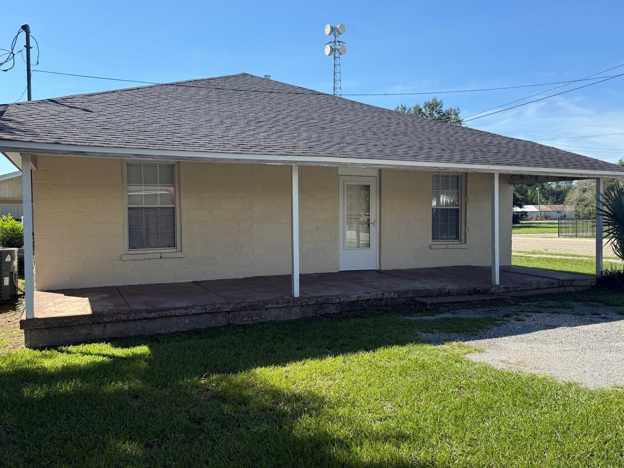 2105 Wilkerson St - Photo 2 of 16