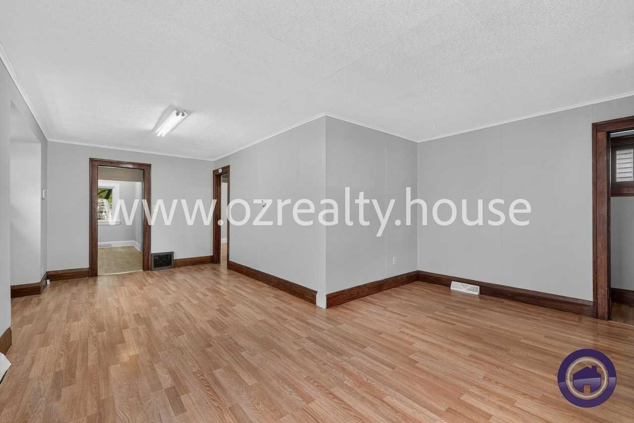 1941 Marlow Rd - Photo 5 of 18