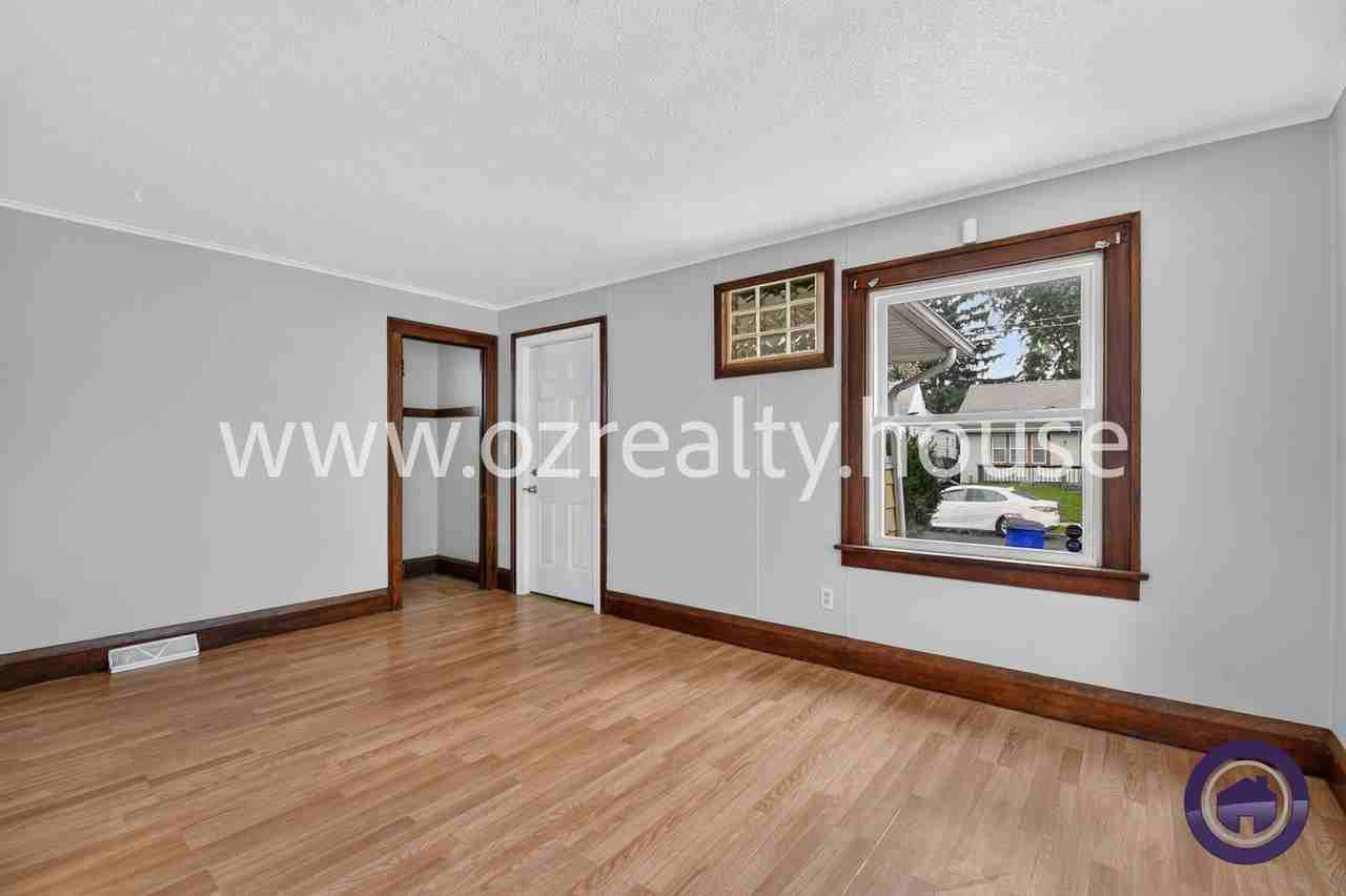 1941 Marlow Rd - Photo 6 of 18