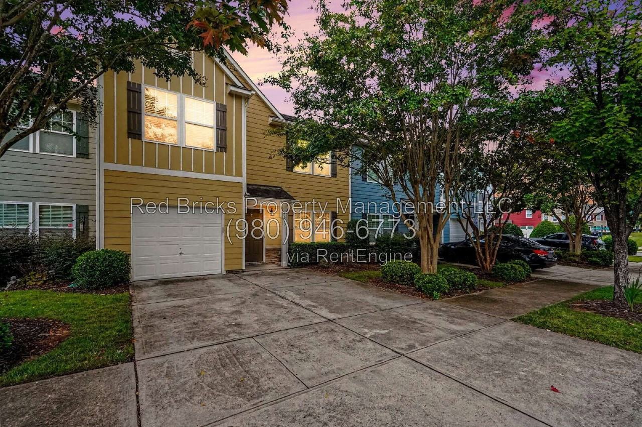 4613 Tradd Cir - Photo 4 of 35