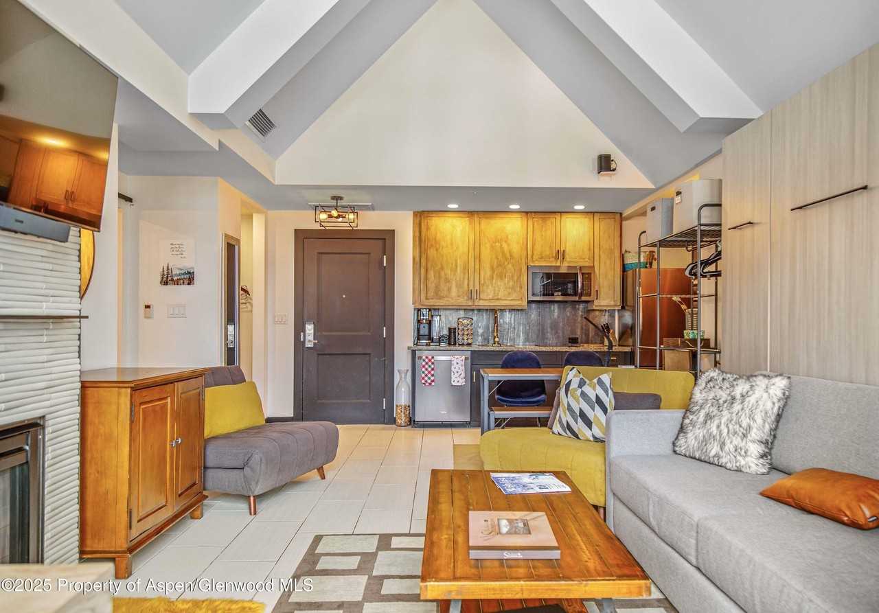 90 Carriage Way #3515 - Photo 4 of 26