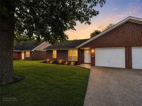 802 E Kara Ln - Photo 1 of 1