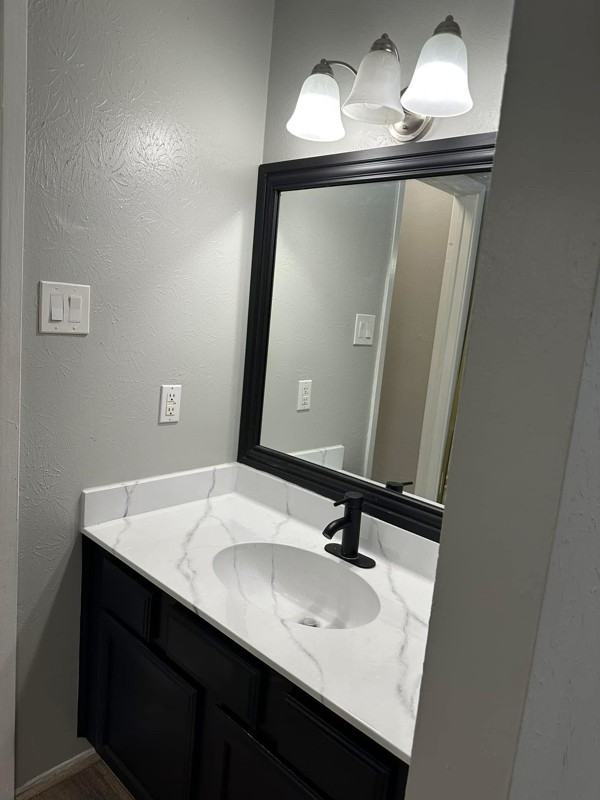 1712 Harrison Ct - Photo 5 of 8