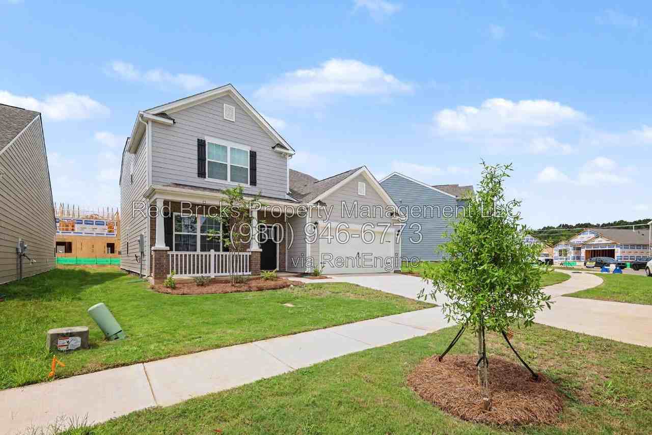 524 Blackpool Ct - Photo 3 of 38
