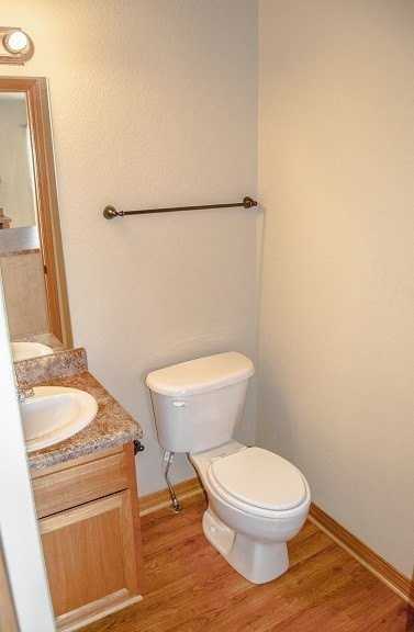 2853 W Hillshire Dr - Photo 5 of 13