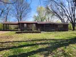 featured image of 60 Crowden Ln