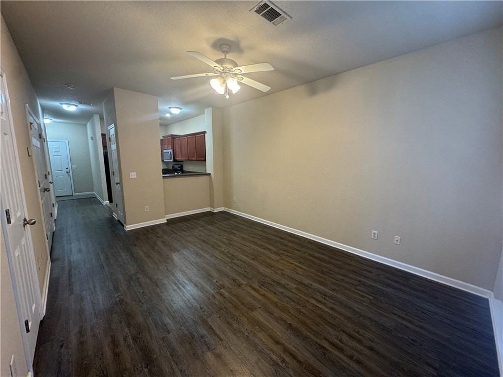 611 W Grove Ave #F - Photo 4 of 16