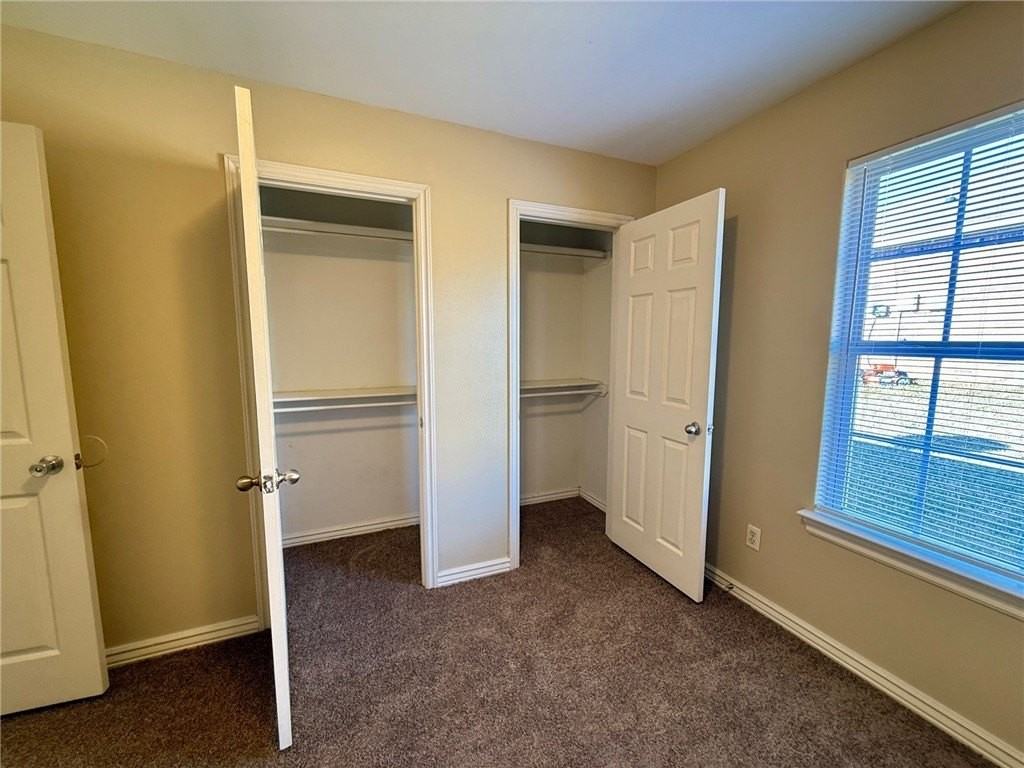335 Graystone Cir - Photo 6 of 13