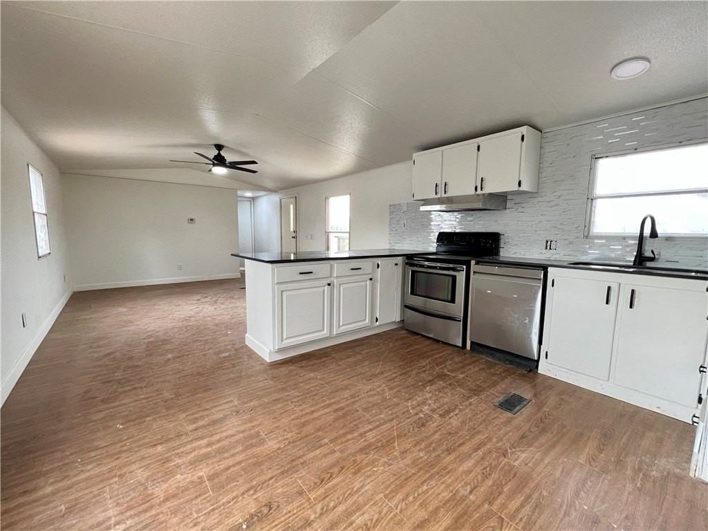 3201 W Don Tyson Pkwy #B - Photo 4 of 5