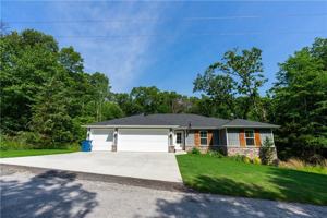 featured image of 19 Ironside Ln