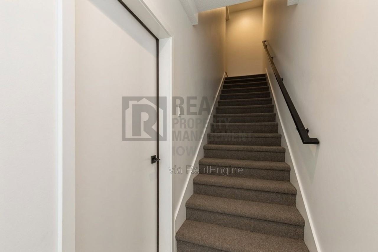 550 Indianola Rd #16 - Photo 3 of 15