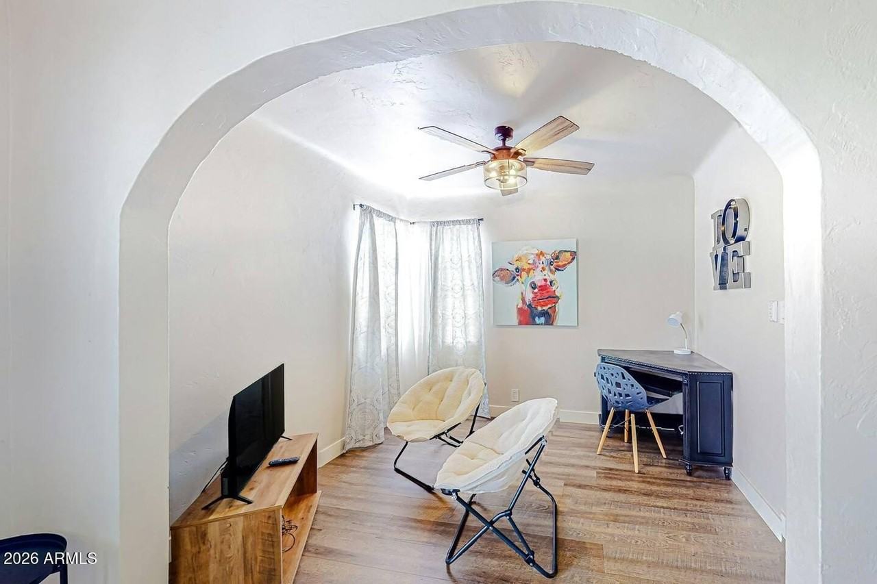 707 E University Dr #B - Photo 7 of 11