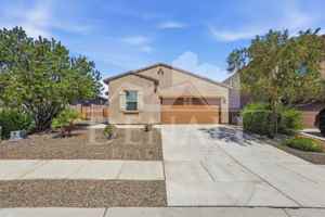 featured image of 1016 W Calle Nicoya