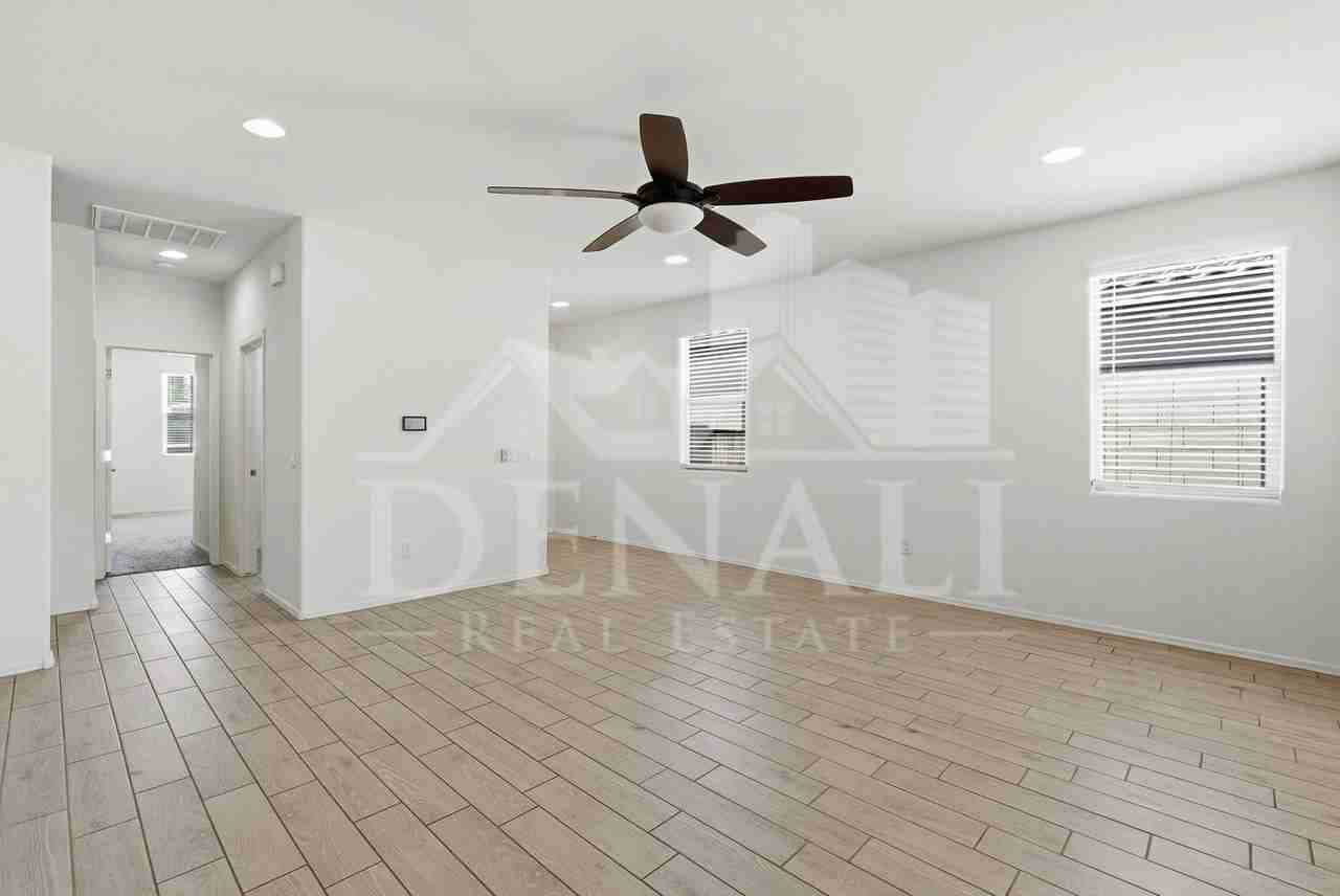 1016 W Calle Nicoya - Photo 6 of 36