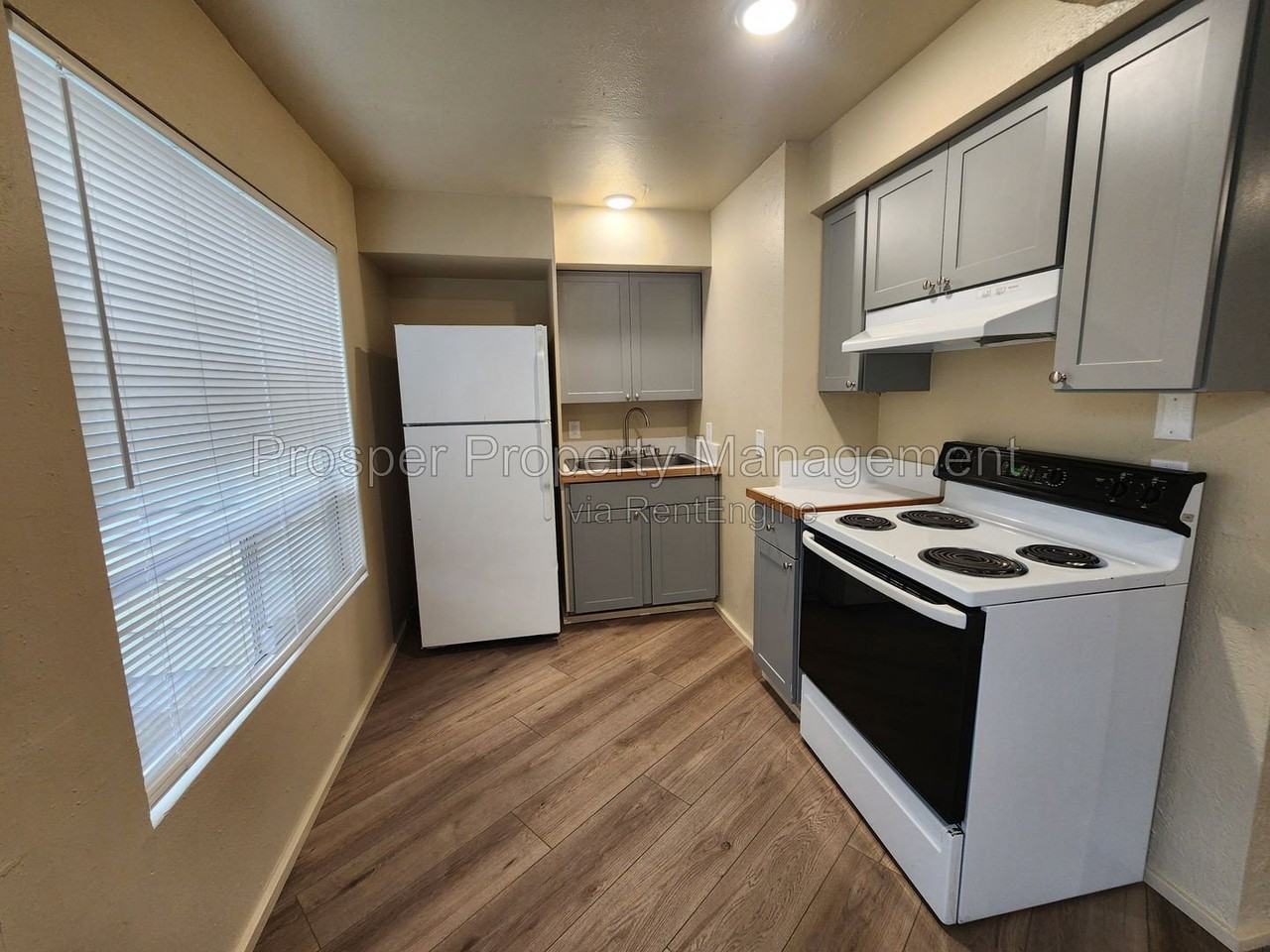 3902 255th St E #C - Photo 5 of 24