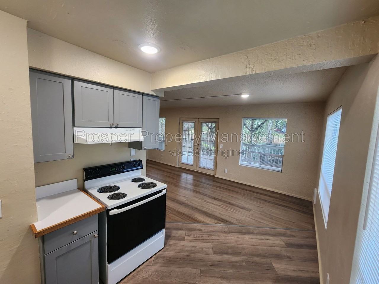 3902 255th St E #C - Photo 7 of 24