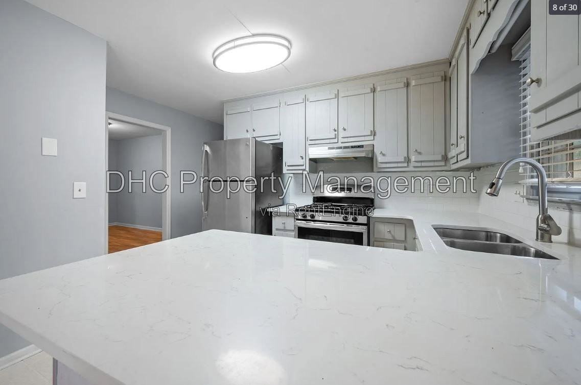 2966 Brookridge Ct - Photo 3 of 28