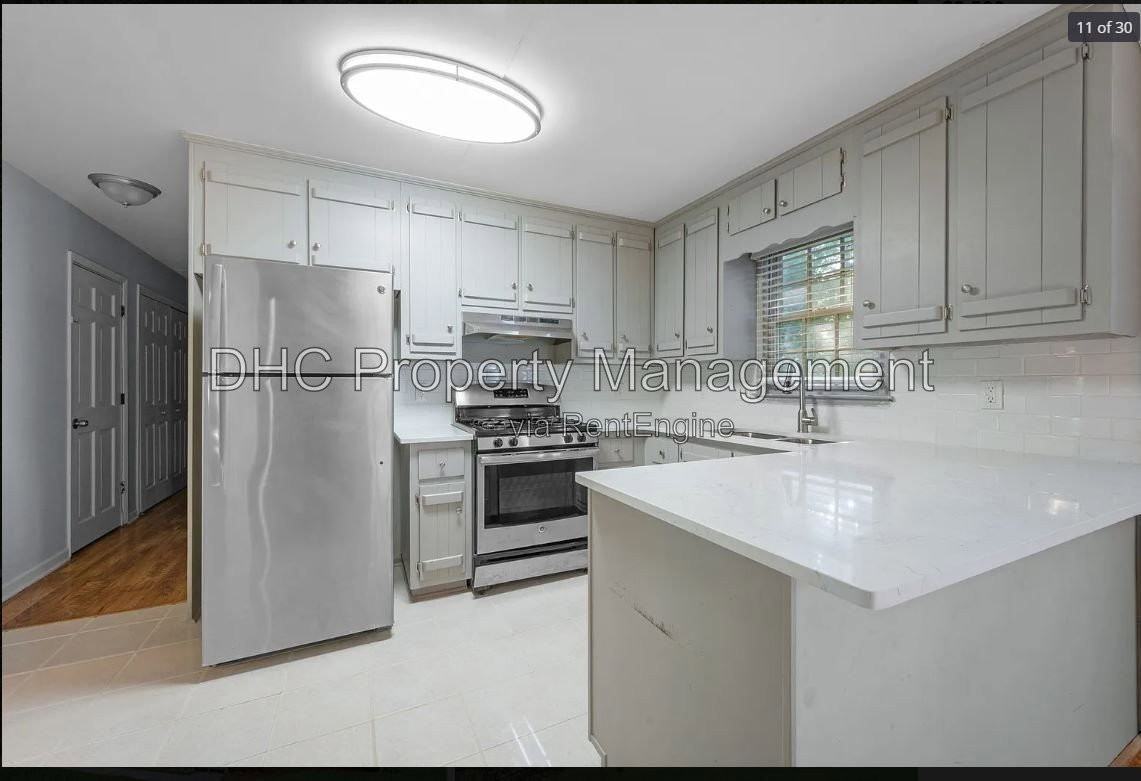 2966 Brookridge Ct - Photo 6 of 28