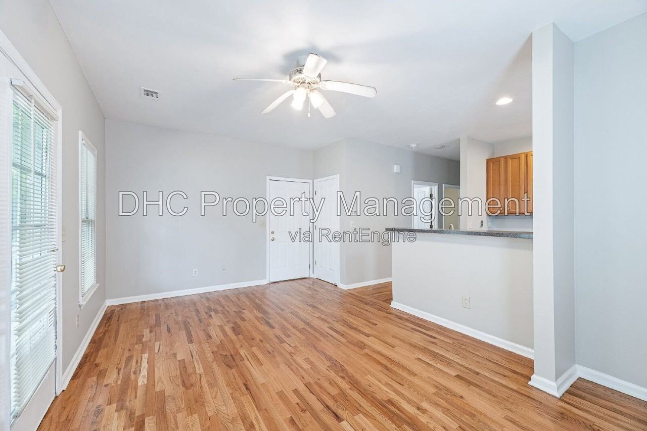1145 Lookout Ave Nw #A - Photo 3 of 10