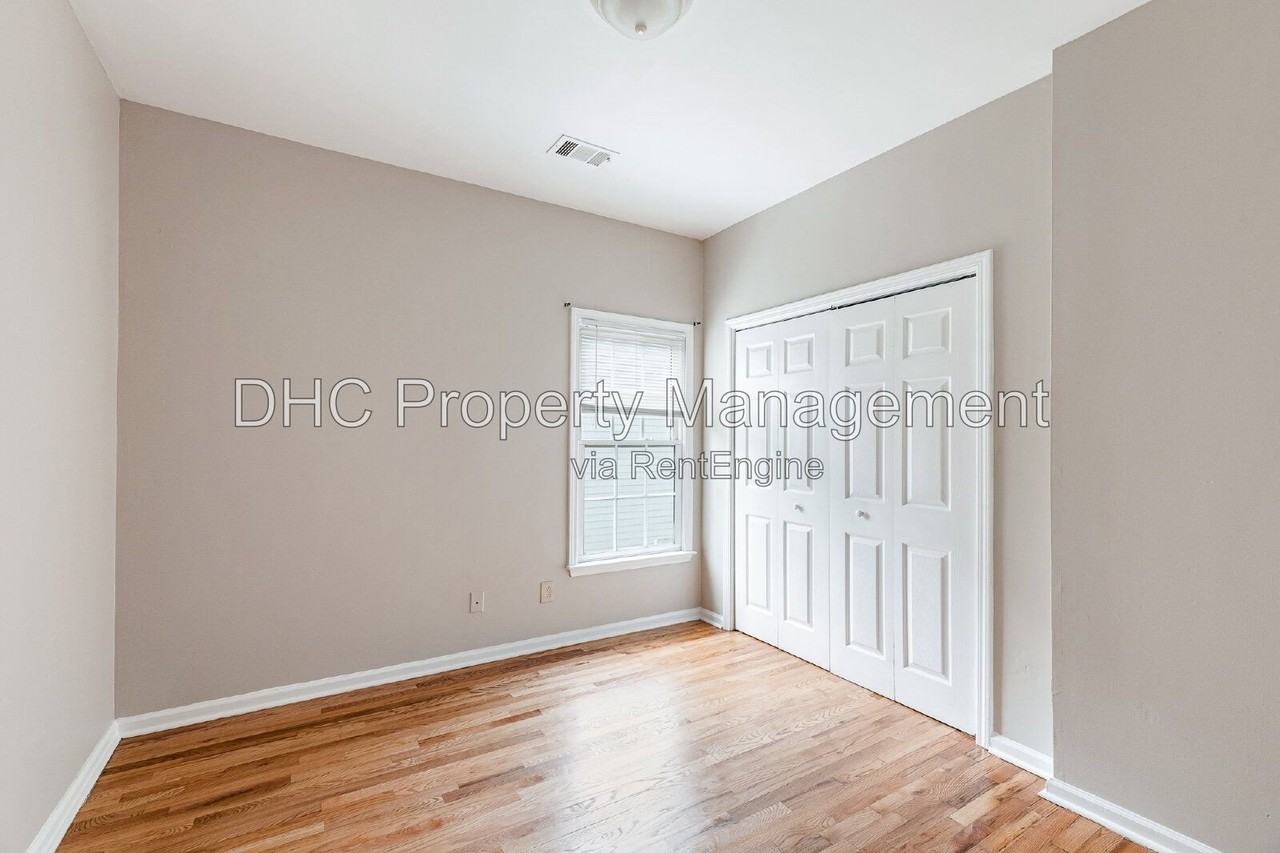 1145 Lookout Ave Nw #A - Photo 6 of 10