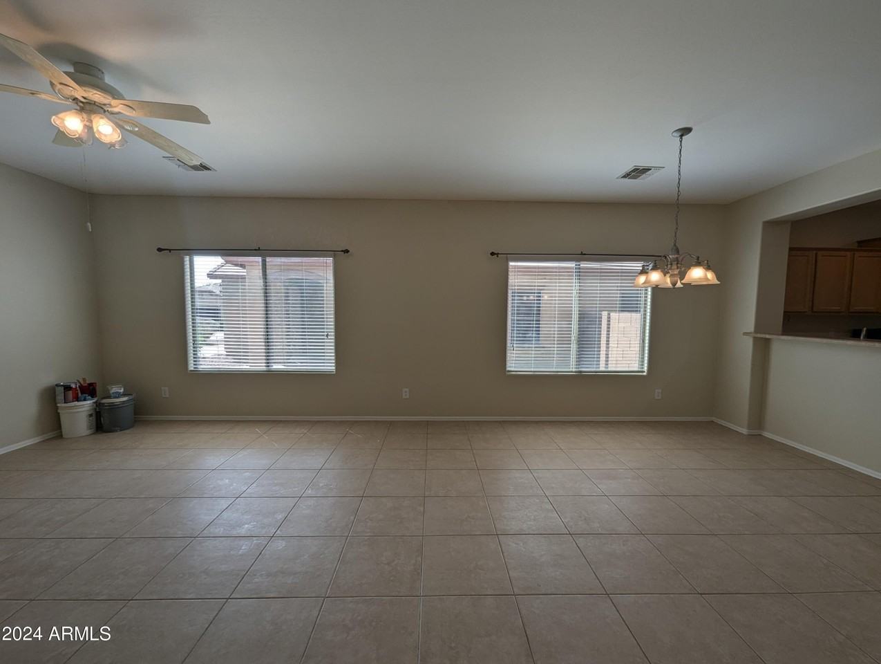 2363 N Smithsonian Dr - Photo 3 of 16