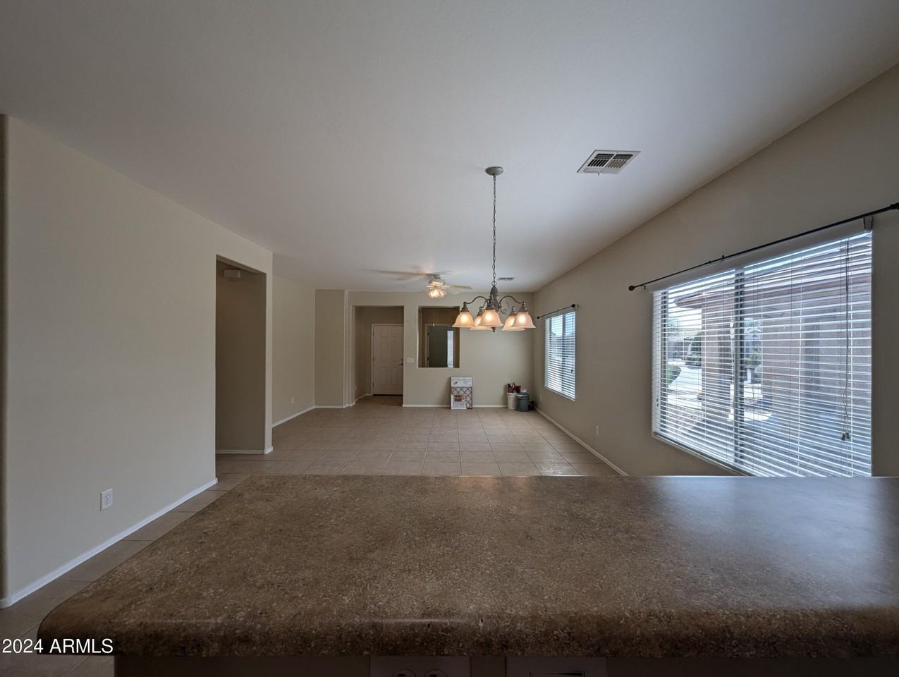 2363 N Smithsonian Dr - Photo 6 of 16