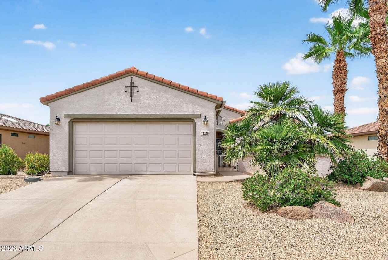 19208 N Moondance Ln - Photo 3 of 38