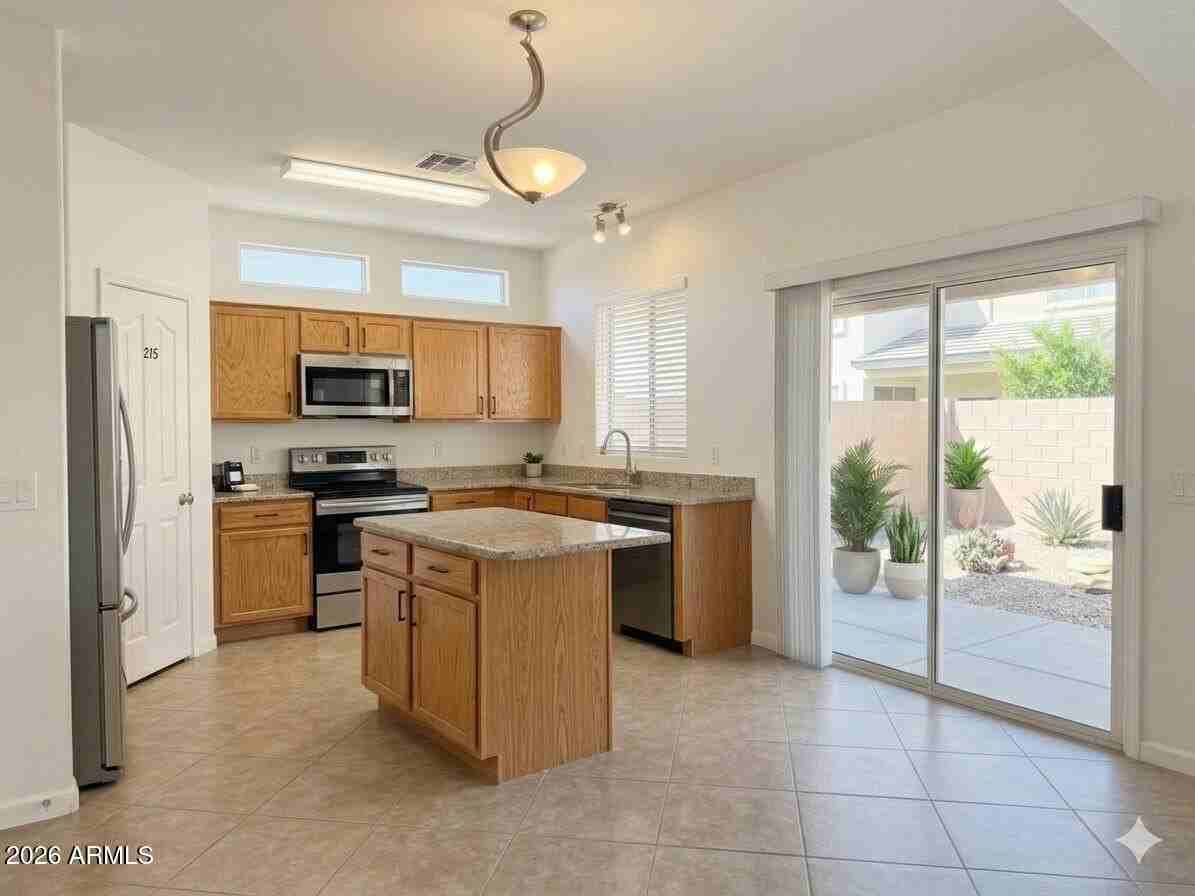 4264 E Baylor Ln - Photo 2 of 8