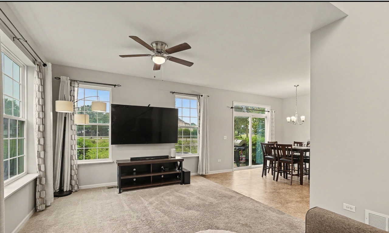 3806 Pratt Street - Photo 4 of 21
