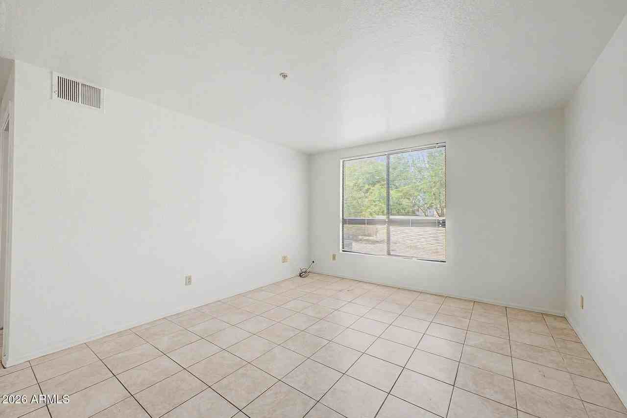 16033 N 25th St #102 - Photo 3 of 29