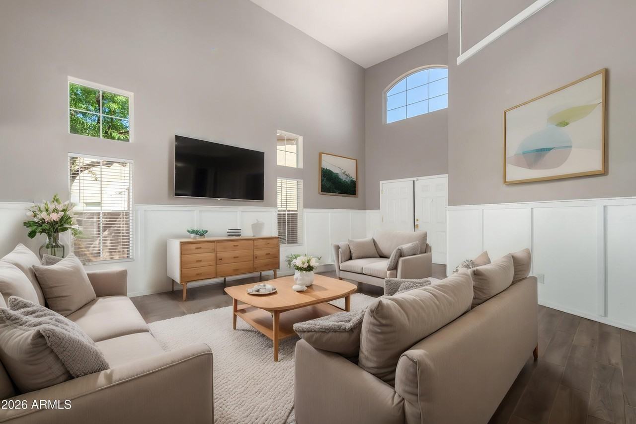 14133 N 156th Ct - Photo 5 of 50