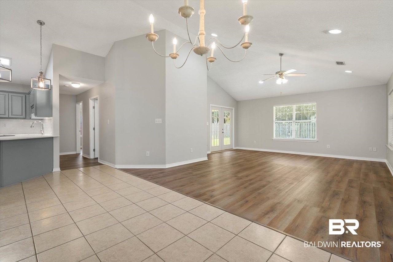 21570 Palmer Ct - Photo 4 of 20