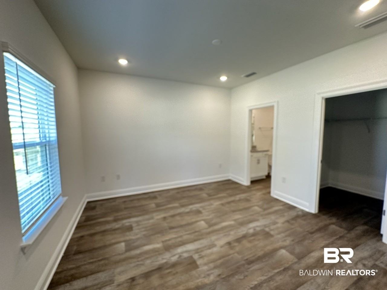 13296 Shea Cir - Photo 4 of 14