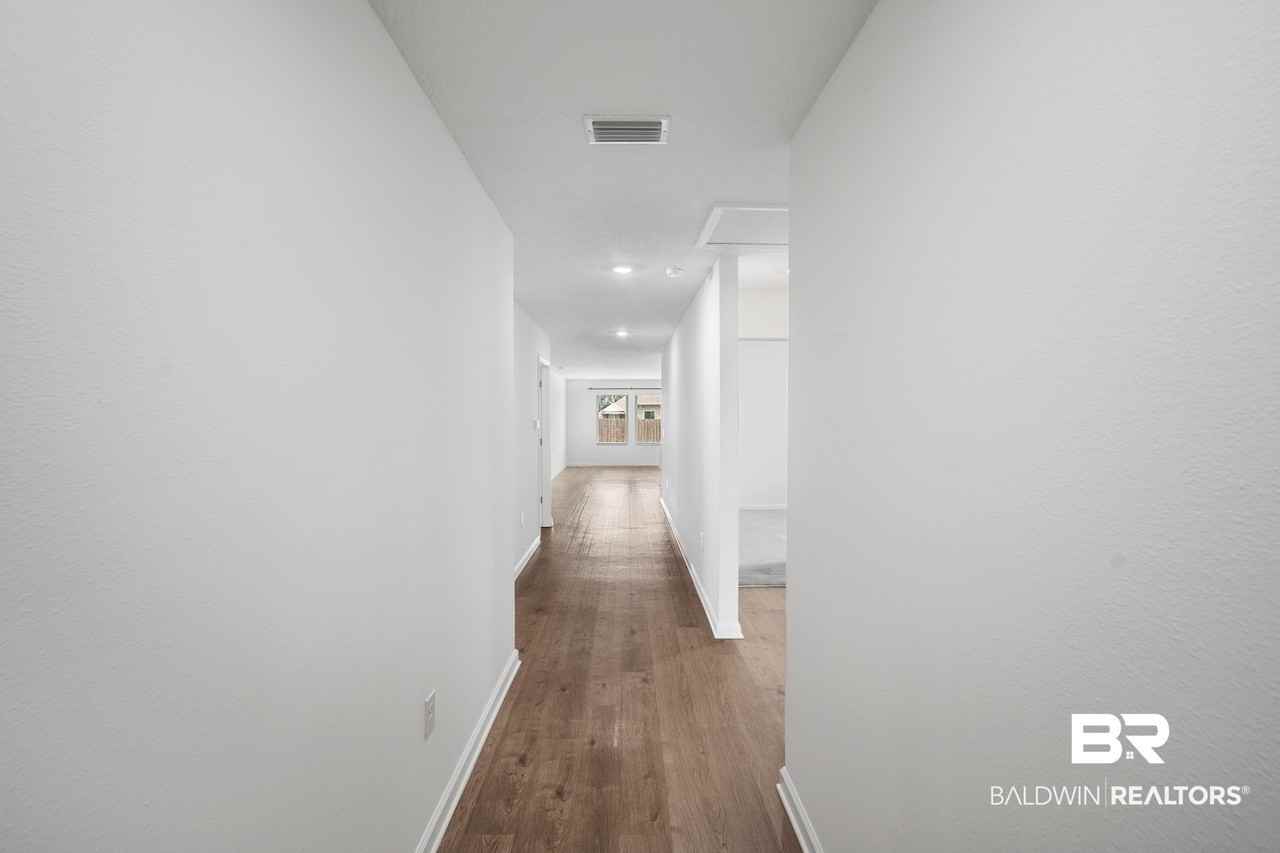 16933 Valencia Way - Photo 2 of 33