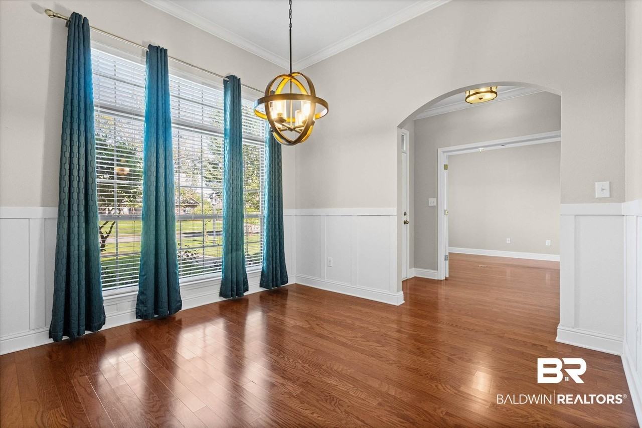 23904 Tullamore Dr - Photo 7 of 44