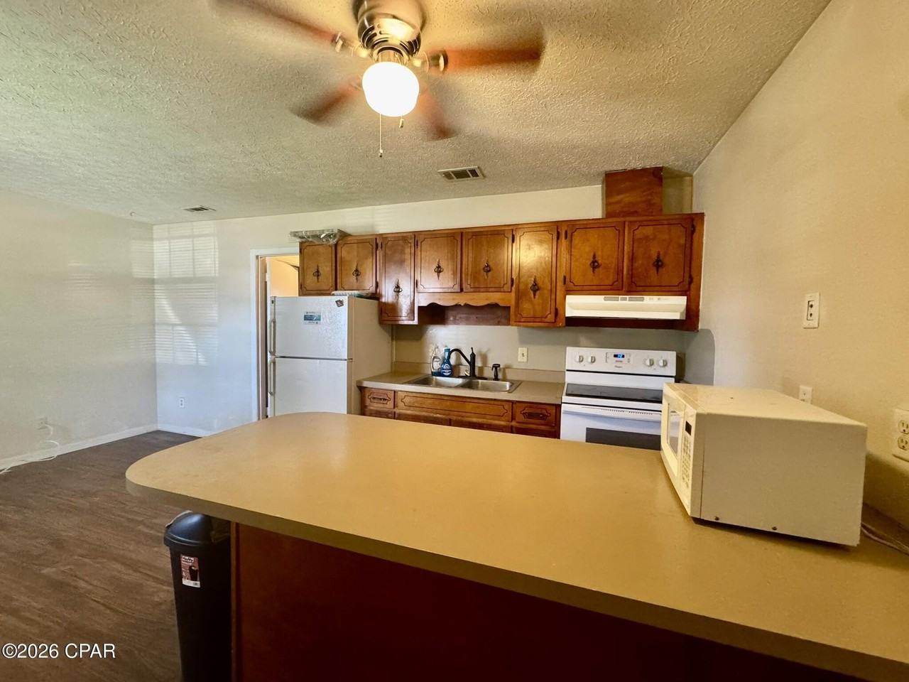 1711 Kentucky Ave - Photo 5 of 9