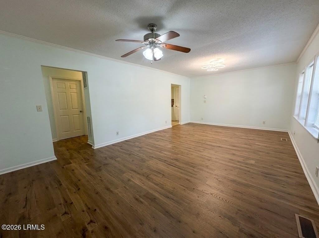 2207 Morris St - Photo 6 of 28
