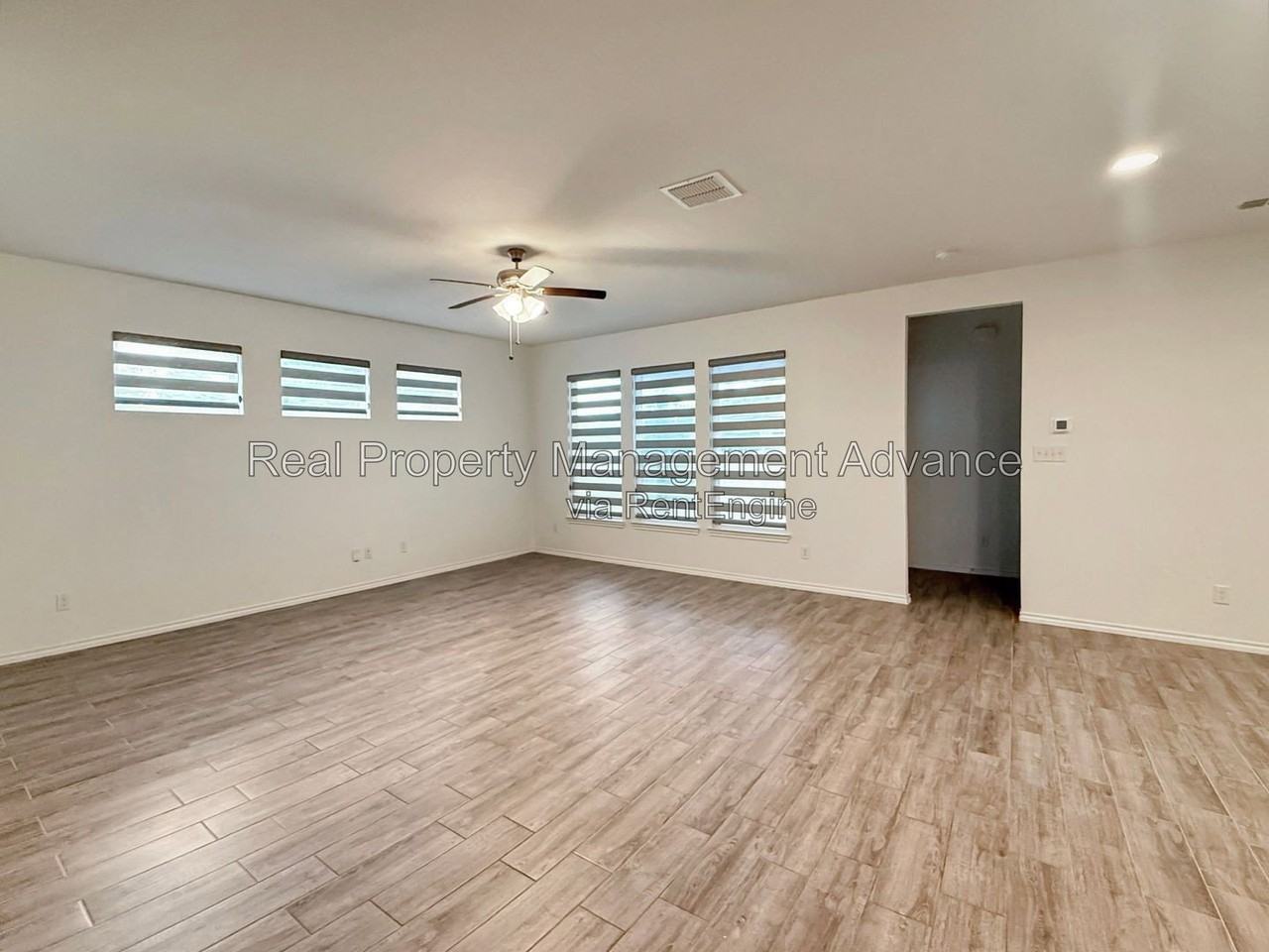 8977 Eaton St - Photo 6 of 20